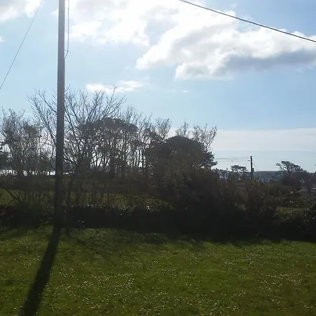 Alojamento de Acomodação e Pequeno-almoço Bridge View House And Restaurant